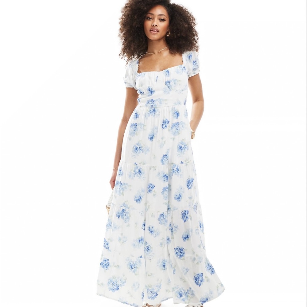 Hollister White and Blue Puff Sleeve Sundress